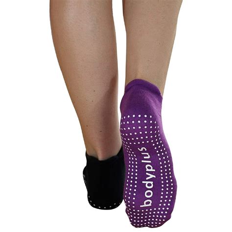 pretmanns pilates yoga grip socks  slip sticky barre yoga socks  women  pairs medium
