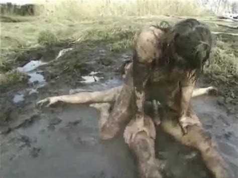 fat mom fucked in the mud porn tube