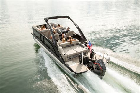 choose  pontoon boat engine  horsepowered considerations