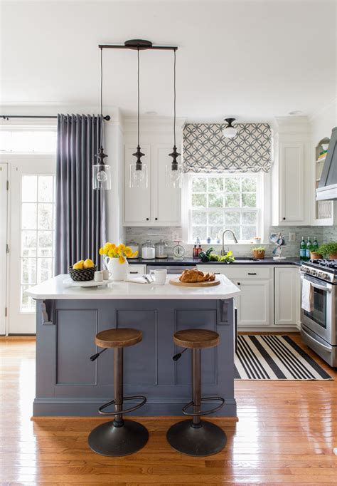 contrasting kitchen island ideas   stand  space