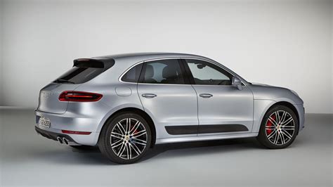 porsche macan turbo  power boosting performance package