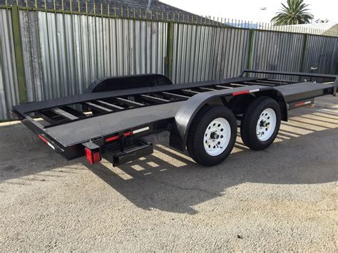 car hauler   open center  trailers