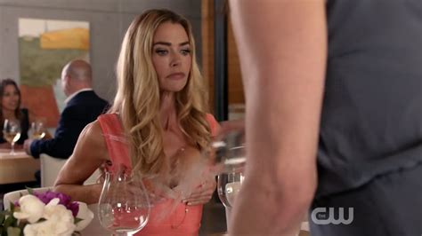 Denise Richards Nuda In Significant Mother
