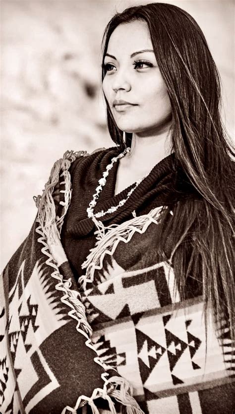 Pin By Silient Warrior On Din E Navajo Native American Women Native