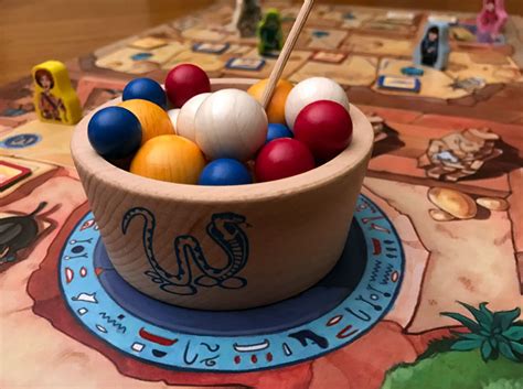 pharaoh s gulo gulo review board game quest