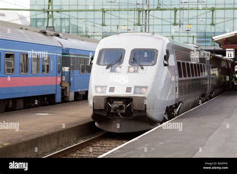 x2000 high speed swedish train trains tilting tilt leaning
