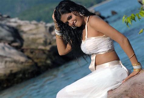 Tamil Film Actress Sunaina Unseen Images Actress Sunaina