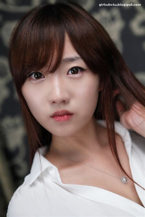 So Yeon Yang Going To Office ~ Cute Girl Asian Girl