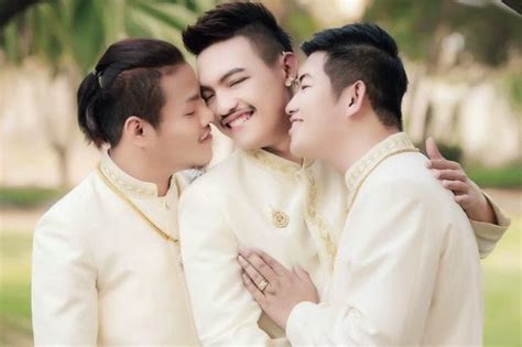 three men in thailand become the world s first married