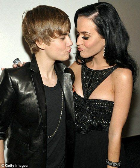 Put Him Down Katy Perry Singer Dives In To Congratulate Justin Bieber
