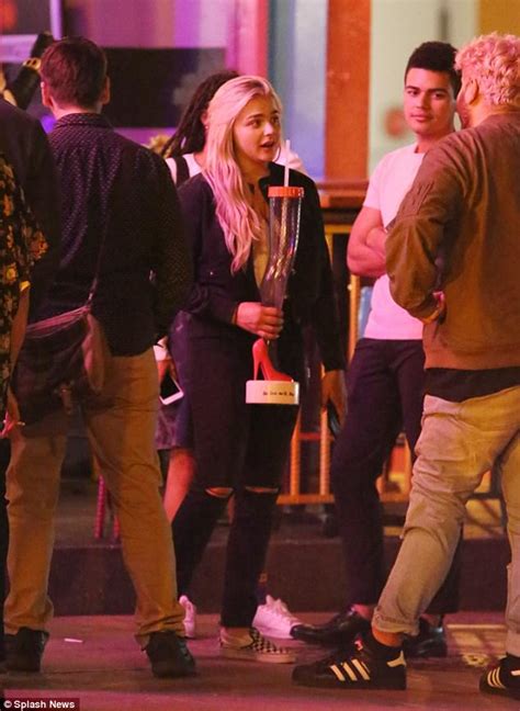 chloe grace moretz heads to hamburger mary s with pals daily mail online