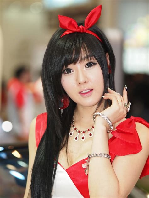 Hwang Mi Hee At G Star 2012 ~ Cute Girl Asian Girl