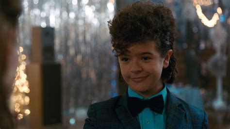 Stranger Things Dustin And The Flash S Cisco Are Related Definitive