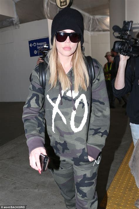 khloe kardashian spreads the love with xo sweatshirt daily mail online