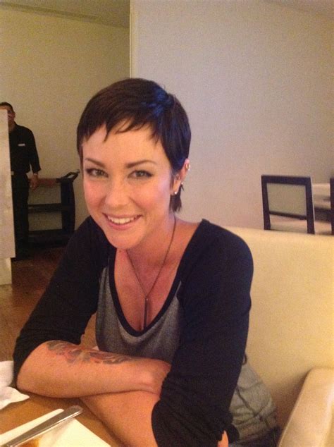 Naked Pics Of Kim Rhodes Busty Naked Milf