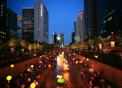 night   cheonggyecheon river