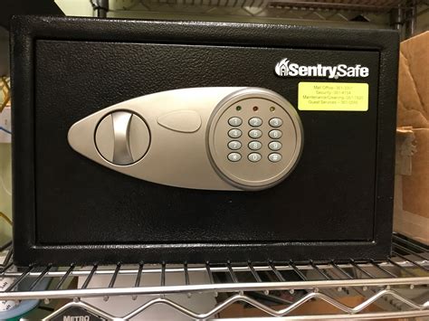 sentry safe     change  combination