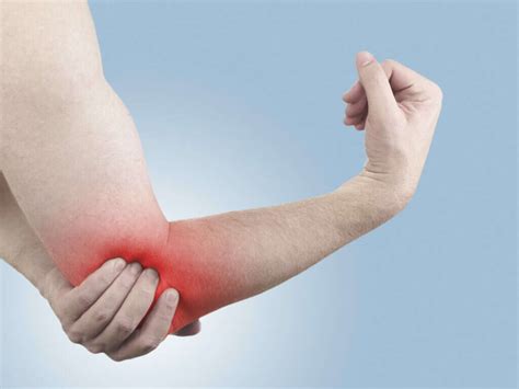 dislocated elbow  dislocated elbow symptoms