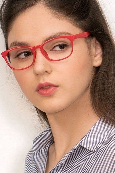 beauty tips  people  wear glasses