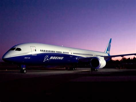 boeings  dreamliner  put  offers  incredible insight  trumps