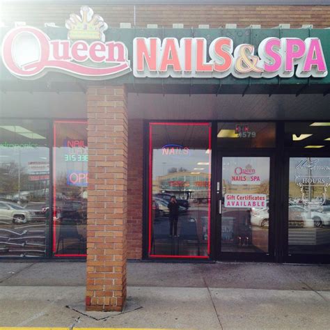 queen nails spa home