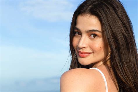 Abs Cbn Teases Return Of Anne Curtis On It S Showtime Abs Cbn News