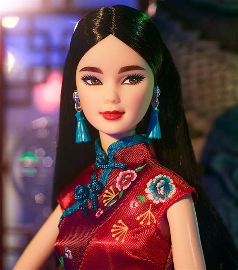 Barbie Lunar New Year Una Vitrina Llena De Tesoros Barbie Blog