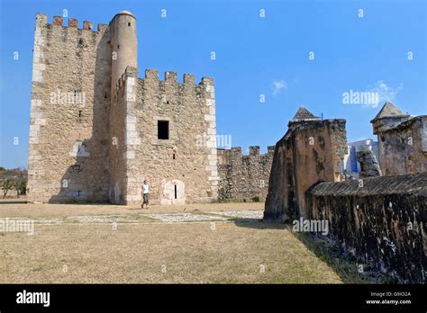 tower  fort ozama santo domingo dominican republic island  hispaniola caribbean stock