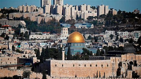 jerusalem palestinians warn    recognize city  israeli capital