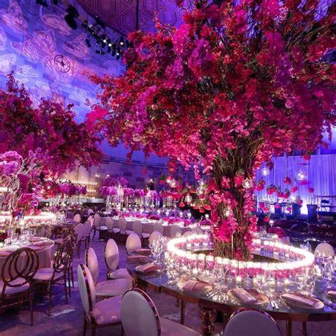lavender wedding decor ideas   totally love wedding estates