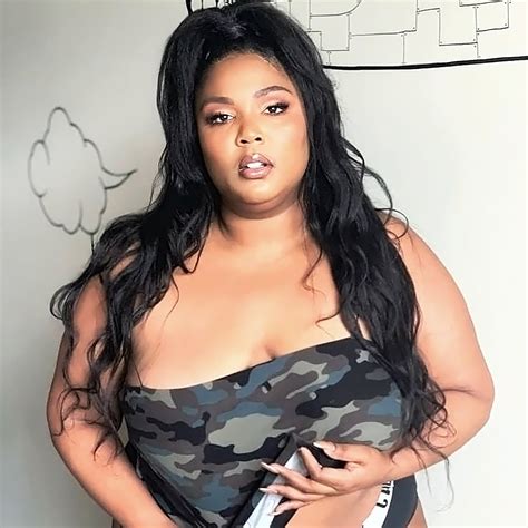 Lizzo Nude Fat Ass And Boobs – Naked Pics And Leaked Porn Video