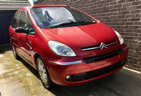 sold citreon xsara picasso exclusive  litre  tow bar  truro cornwall gumtree