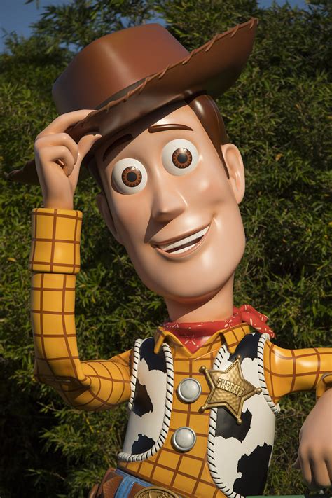 First Look Woody Figure Arrives In Toy Story Land At