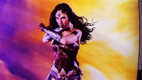 New Look At Gal Gadot In Wonder Woman From Comic Con In