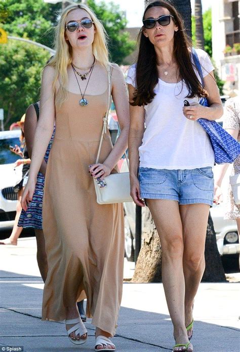 Pin On Elle Fanning Out Back To School