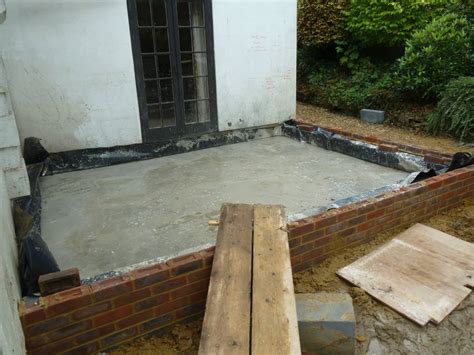 pouring  slab  detailed photo record  building   storey extension   uk