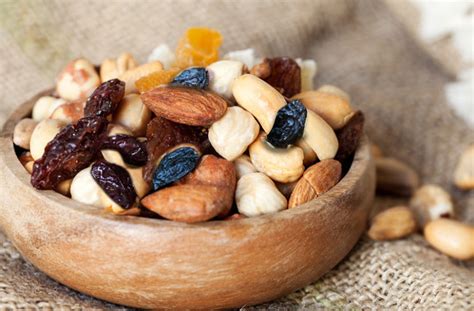 Recipe Sweet And Savory Heart Healthy Snack Mix Cleveland Clinic