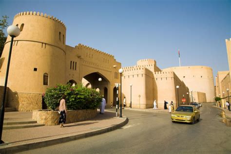 nizwa fort  architectural masterpiece  oman   places
