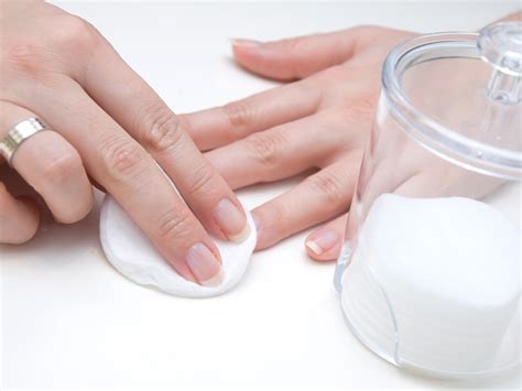 ways  remove nail polish stains   finger nails
