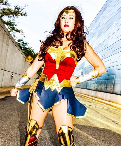 Wonder Woman Cosplay Costumes Comic Con 2017 Pictures