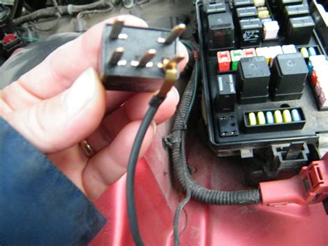 figure   wiring     dodge charger rt navigation system