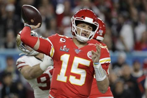 Patrick Mahomes Signs 10 Year 503 Million Deal Richest Contract In
