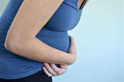 Abdominal Pain During Pregnancy Common Causes And When To Call The Doctor