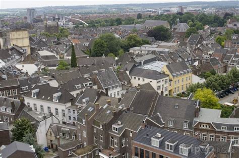 panorama mesta maastricht foto fotografie nizozemsko tripzonecz