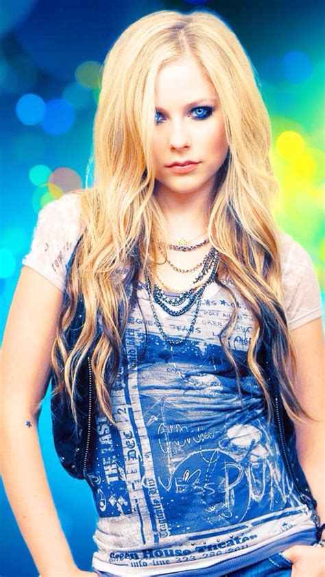 Pin De Shealynn Hall Em Celebrities Garotas Avril Lavigne Cantores
