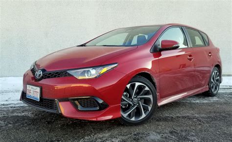 quick spin  toyota corolla im  daily drive consumer guide  daily drive