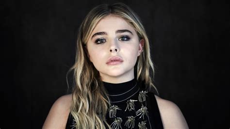 chloë grace moretz posts body positive photo after criticizing kim