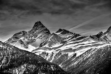 bergpanorama  hdr und schwarzweiss foto bild landschaft berge