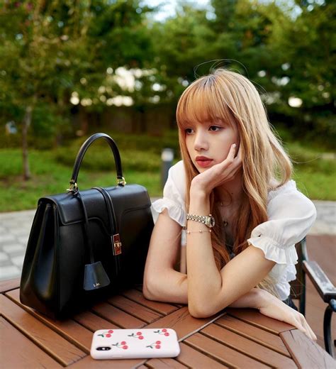 Idol Her [lisa X Reader] Lalisa Manoban Blackpink Black Pink