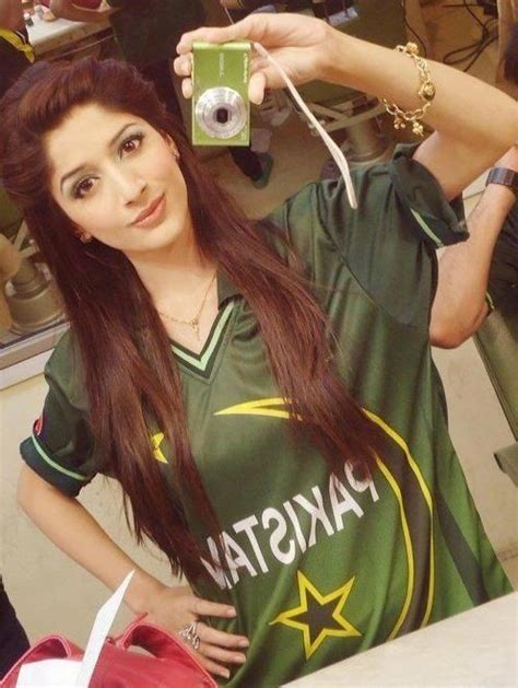 pakistani actress mawra hocane latest photos wiki and biodata vanani